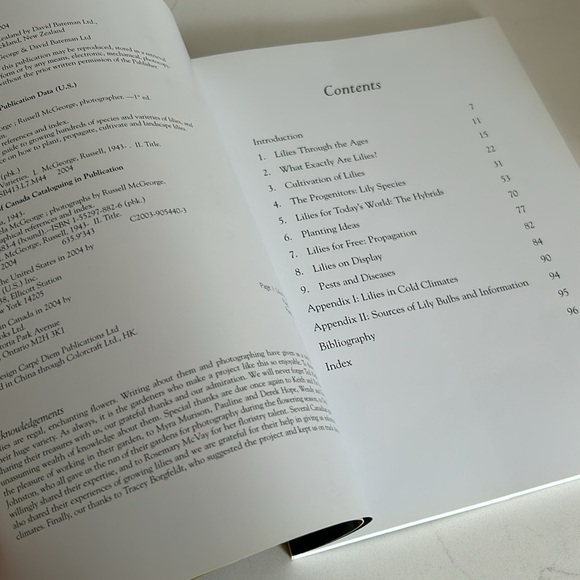 🌻4/$20 Vintage Lilies Book Softcover 2004 Edition Pamela McGeorge Firefly Books - Picture 4 of 16